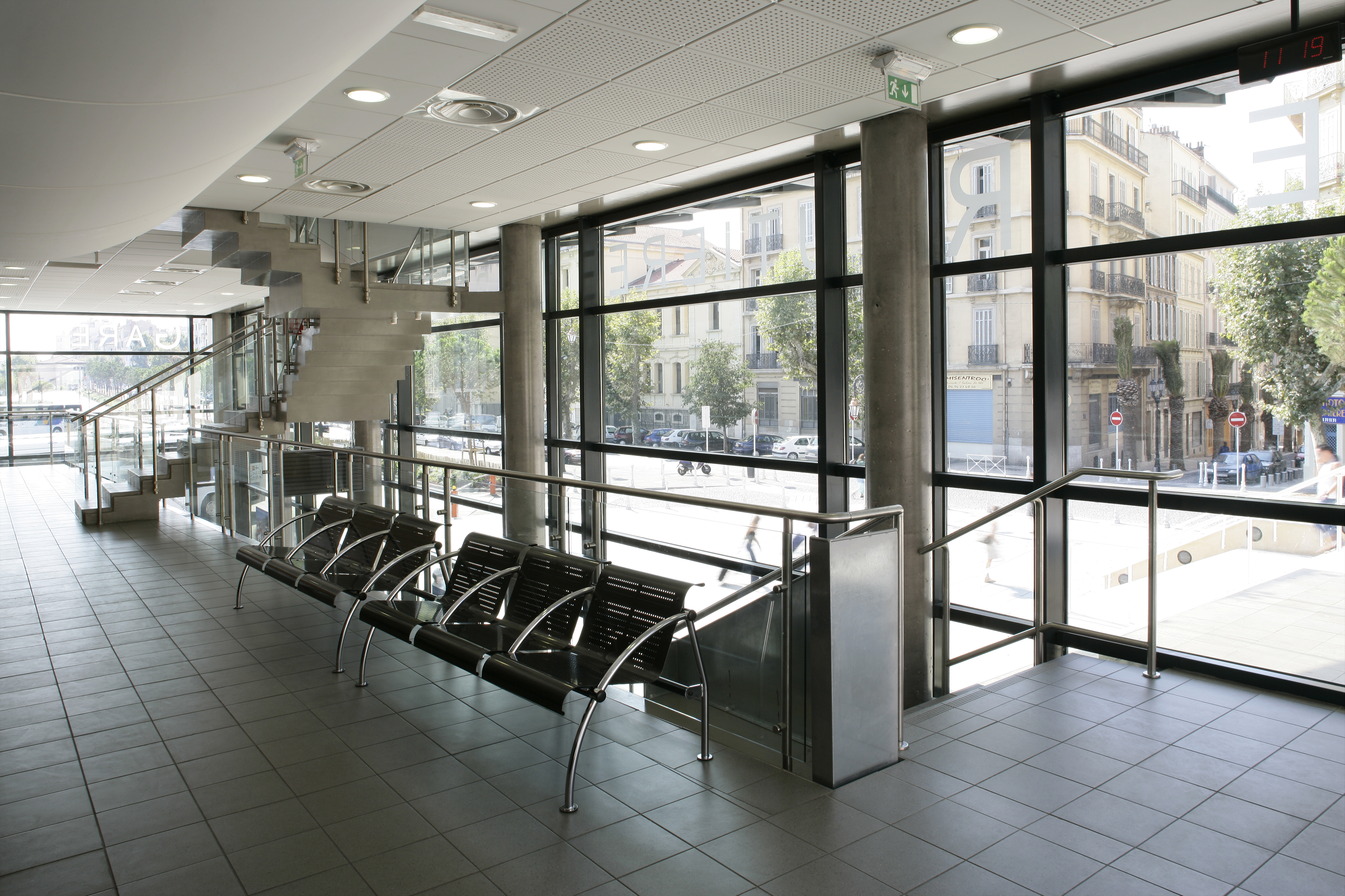 Intérieur De la gare routière de Toulon par AAPL architecte intérieur dans le VAR