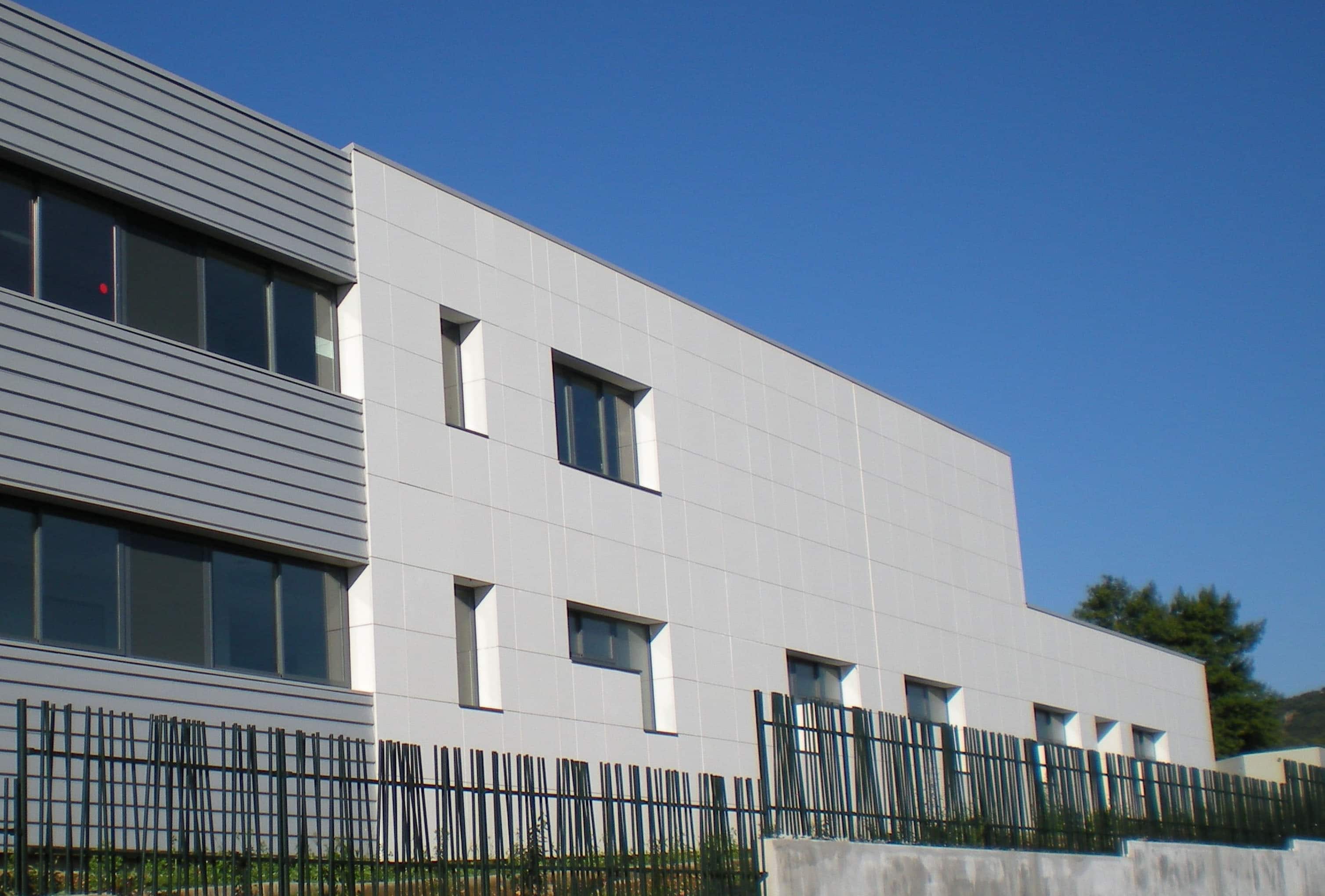 Façade Collège Saint Maximin par AAPL Architectes DPLG VAR