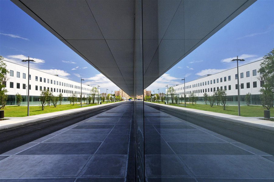 Cour extérieur Hopital Sainte Musse par AAPL architecte DPLG VAR